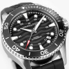 Montre Hamilton Khaki Navy Scuba H82415330 40mm Automatique Cadran noir laqué bracelet caoutchouc