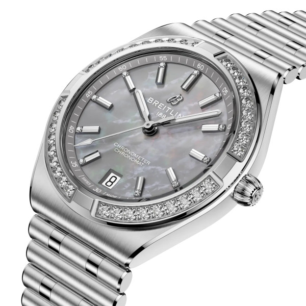 Montre Breitling Chronomat Automatic 36mm Cadran nacre grise bracelet acier