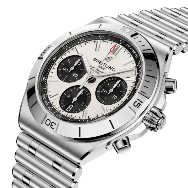 Montre Breitling Chronomat B01 Chronograph 42mm Automatique Cadran blanc bracelet acier