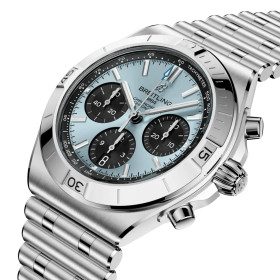 Montre Breitling Chronomat B01 Chronograph 42mm Automatique Cadran bleu glacier acier