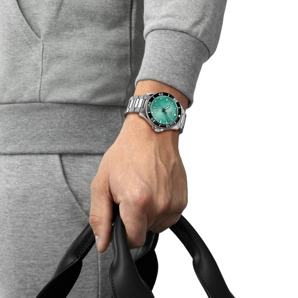 Montre Tissot Seastar 1000 40mm Quartz Cadran Vert Soleillé