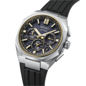 Montre Seiko Astron 50mm Solaire Chronographe Titane Bracelet Silicone