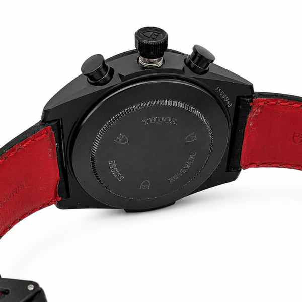 Montre Occasion Tudor Fastrider Black Shield Chrono Bracelet Cuir Noir Rouge