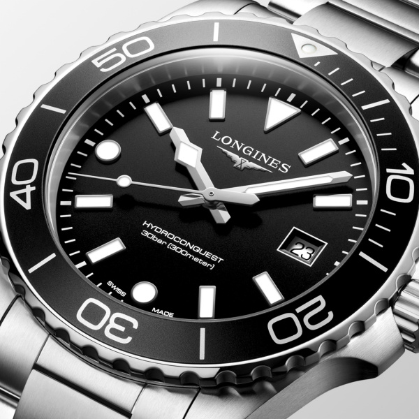 Montre Longines Hydroconquest 42mm Quartz Cadran Noir Sablé