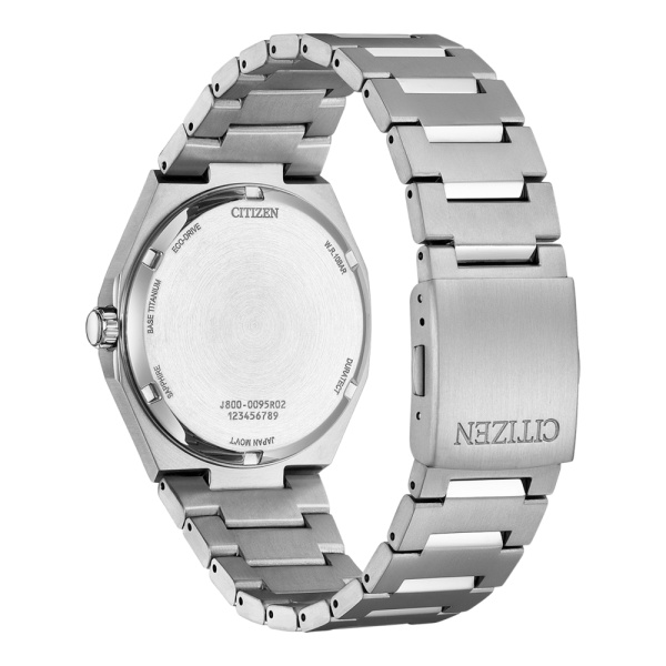 Montre Citizen Super Titanium 39,5 mm Eco-Drive