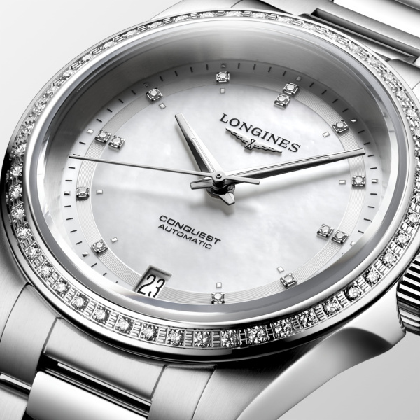 Montre Longines Conquest 34 mm Automatique Nacre Sertie Diamants
