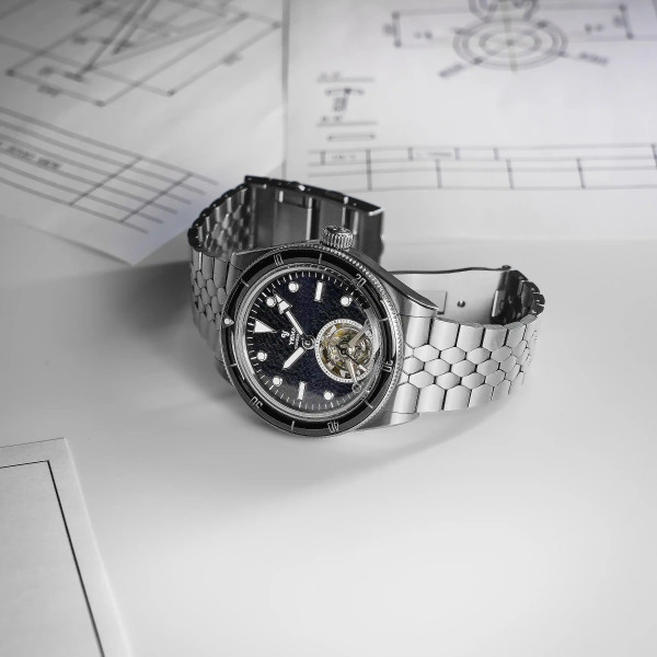 Montre Yema Superman Tourbillon CMM.31 Titane 43 mm Édition Limitée