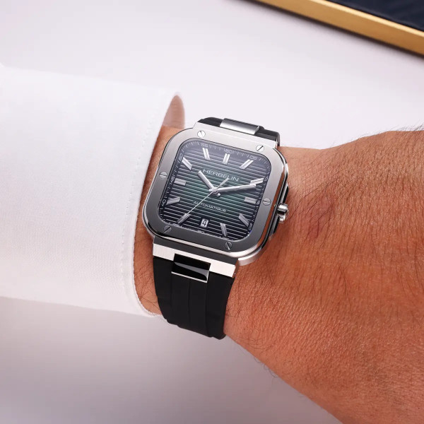 Montre Herbelin Cap Camarat Square 1646A16CA 39 mm Automatique Cadran Vert