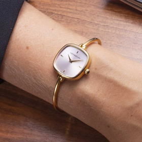 Montre Herbelin Fil Carré 24 mm Or Nacre