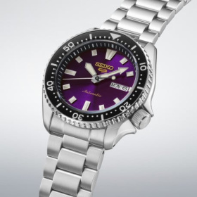 Montre Seiko 5 Sports SKX HDB003K1 42,5 mm Automatique Cadran Violet Édition Limitée