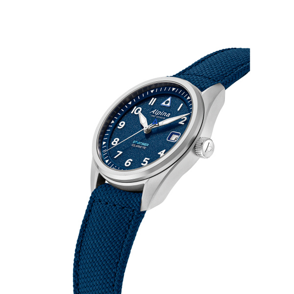 Montre Alpina Startimer Pilot Solarmetre 38 mm Cadran Bleu Textile