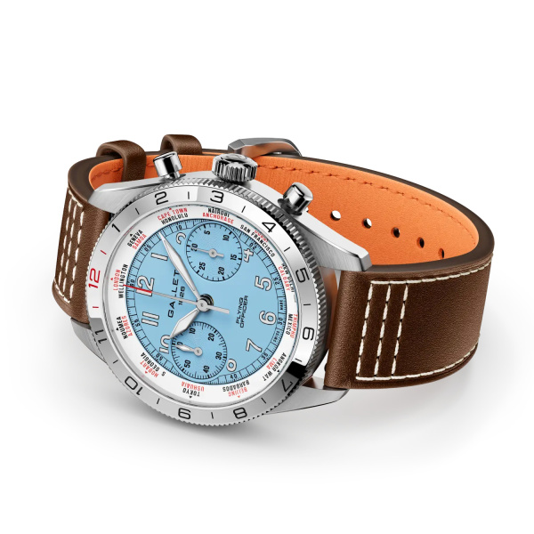 Montre Gallet Flying Officer Chronograph 40 mm Cadran Bleu Ciel Bracelet Cuir Brun