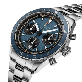 Montre Gallet Multichron Pilot 42 mm Cadran Bleu Bracelet Acier