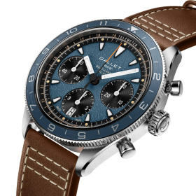 Montre Gallet Multichron Pilot 42 mm Cadran Bleu Bracelet Cuir Brun