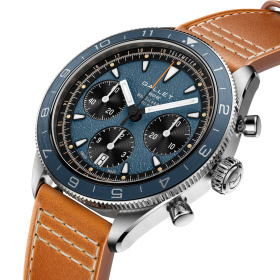 Montre Gallet Multichron Pilot 42 mm Cadran Bleu Bracelet Cuir Orange