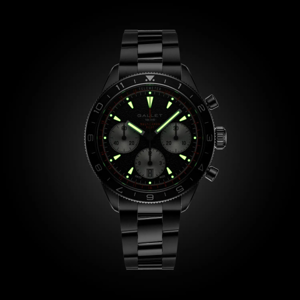 Montre Gallet Multichron Pilot 42 mm Cadran Noir Bracelet Acier