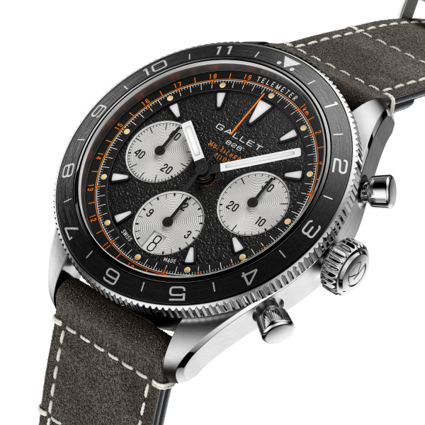 Montre Gallet Multichron Pilot 42 mm Cadran Noir Bracelet Cuir Gris