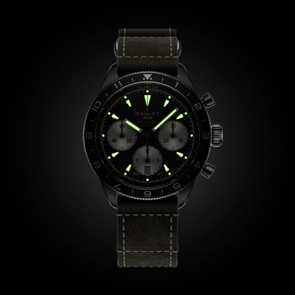 Montre Gallet Multichron Pilot 42 mm Cadran Noir Bracelet Cuir Vert