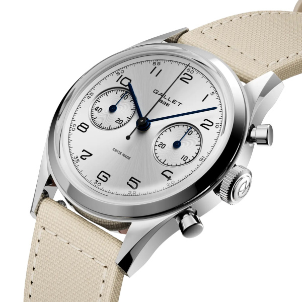 Montre Gallet Classics Tribute to Silverlight 38 mm Cadran Argenté Bracelet Tissu Beige