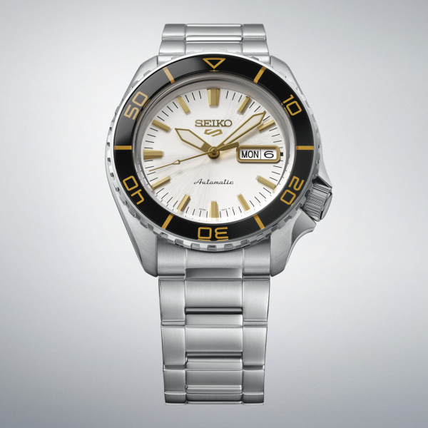 Montre Seiko 5 Sports SKX HDB004K1 42,5 mm Automatique Cadran Blanc