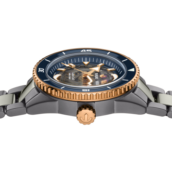 Montre Rado Captain Cook High-Tech Ceramic Skeleton 43 mm Automatique Céramique Plasma Lunette Bleue