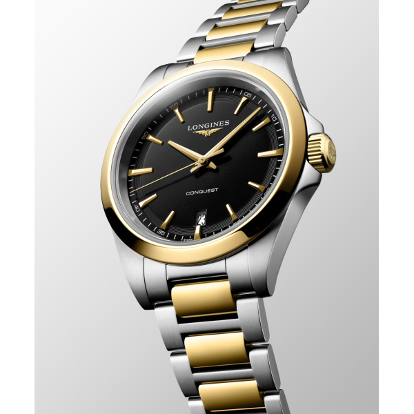 Montre Longines Conquest 38 mm Quartz Cadran Noir Sablé Acier et PVD Jaune