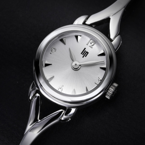 Montre Lip Henriette 18 mm Cadran Argenté Bracelet Bijou Acier