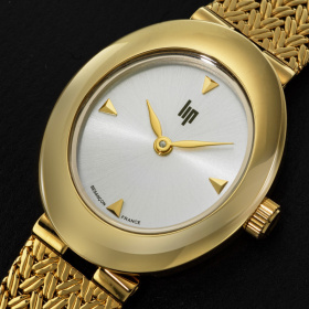 Montre Lip Juliette 23 mm Quartz Cadran Argenté Maille Dorée