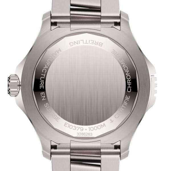 Montre Breitling Superocean Automatic 46 Super Diver Titane Cadran Noir Bracelet Titane