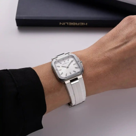 Montre Herbelin Cap Camarat Square 30 mm Quartz Cadran Argent Bracelet Caoutchouc Blanc