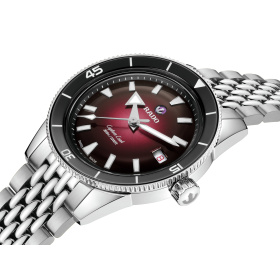 Montre Rado Captain Cook 39 mm Automatique Cadran Dégradé Bordeaux Bracelet Acier