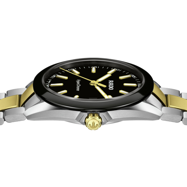 Montre Rado HyperChrome 41,5 mm Quartz Cadran Noir Bracelet Acier et PVD Doré