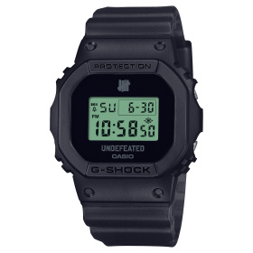 Montre Casio G-Shock DWE-5600 UNDEFEATED 43,8 mm Quartz Numérique Trois Bracelets Noir