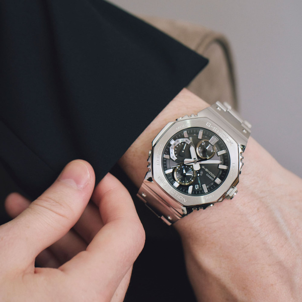 Montre Casio G-Shock GMC-B2100 Chronographe Full Metal 46,3 mm Tough Solar Bluetooth Cadran Noir Bracelet Acier