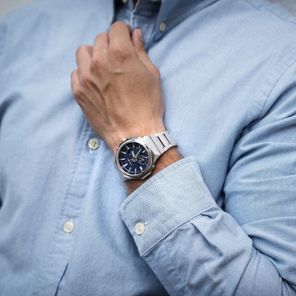 Montre Casio G-Shock G-Steel GST-B1000D 44,2 mm Tough Solar Bluetooth Cadran Bleu Bracelet Acier
