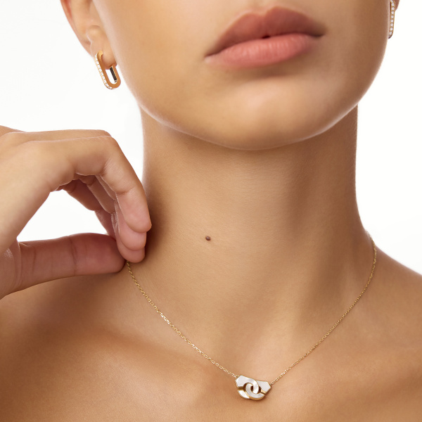 Collier Dinh Van Menottes Petit Modèle Or Jaune Nacre
