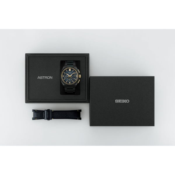 Montre Seiko Astron HAB009J1 43,4 mm GPS Solaire Chronographe Titane Noir Cadran Vert Édition Limitée