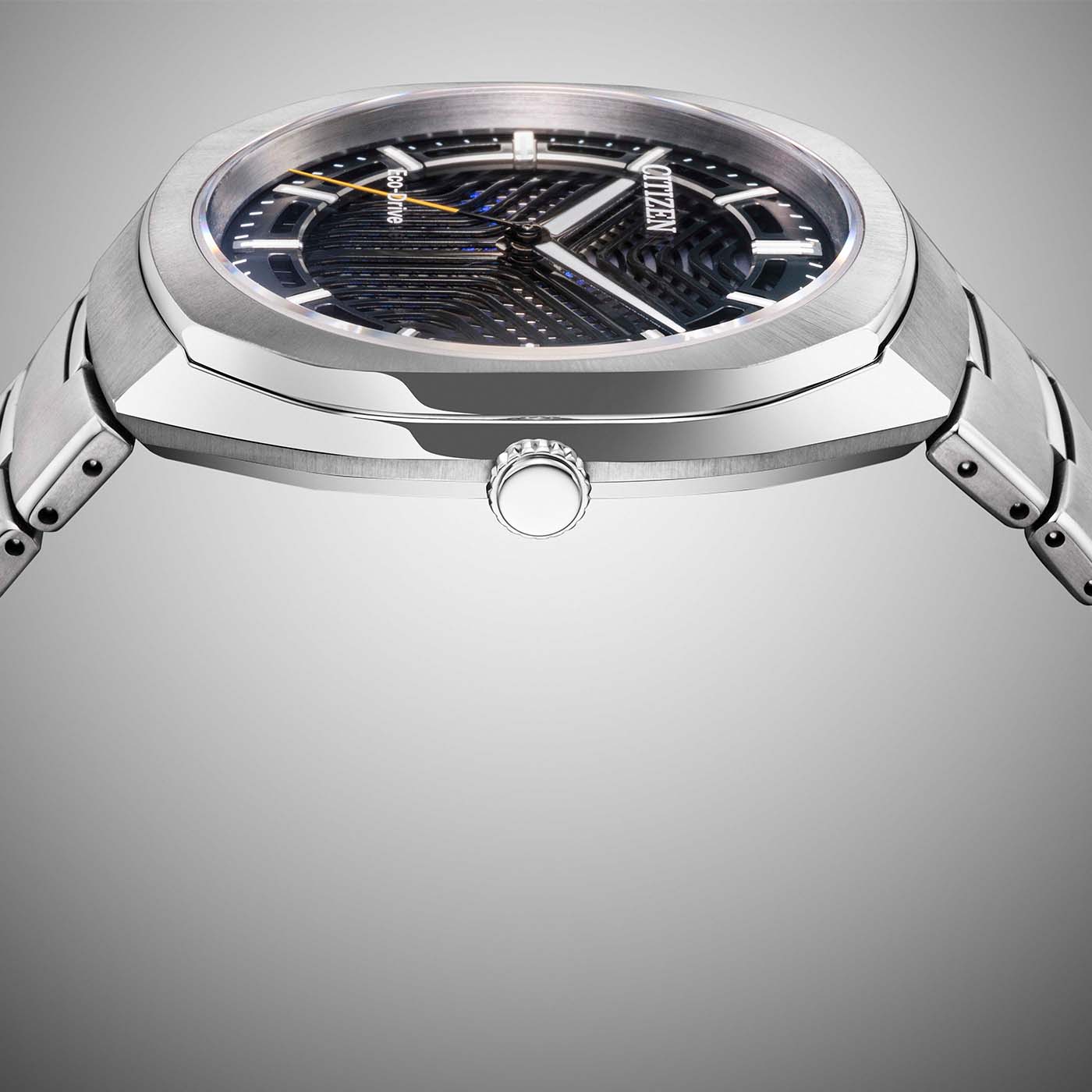 Citizen Eco-Drive Photon BJ6560-53W vue de profil, boîtier octogonal en Super Titanium de 9,85 mm d'épaisseur, couronne à 3 heures et bracelet intégré