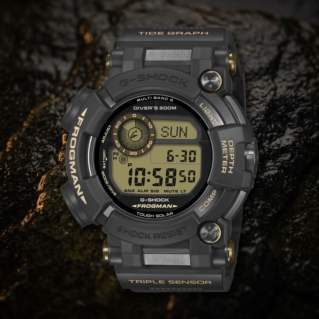 Casio G-Shock Frogman GWF-D1000BC, boîtier asymétrique noir, inscriptions DIVER'S 200M et DEPTH METER, vue d'illustration