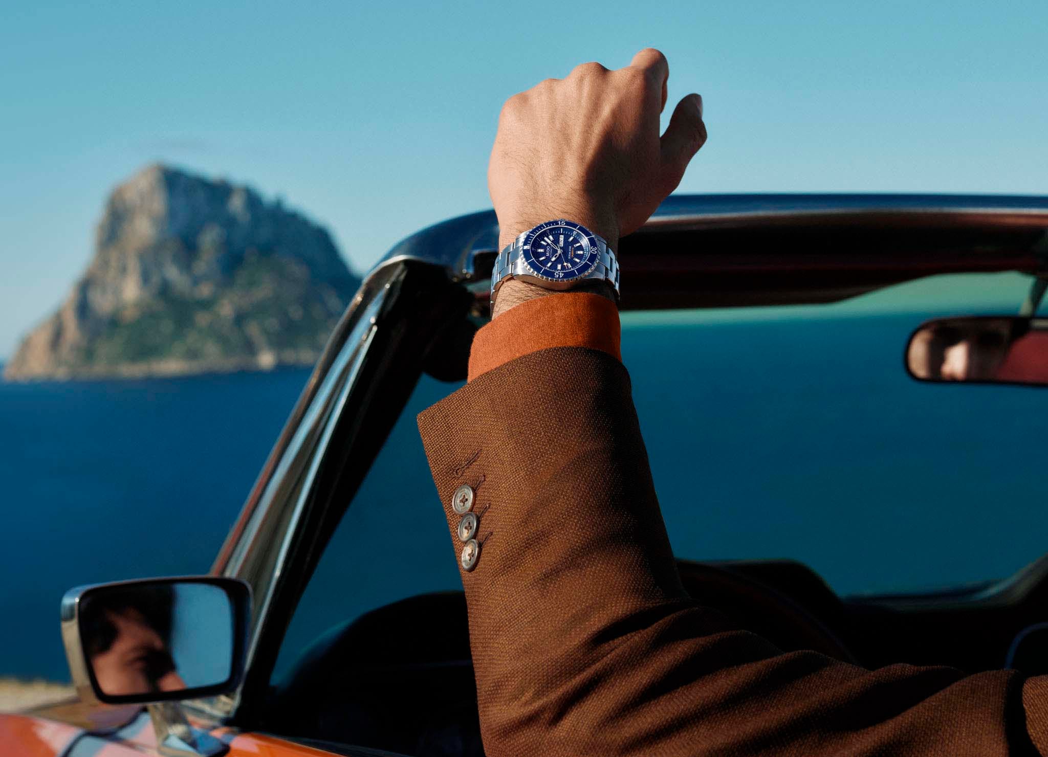 Mido Ocean Star 200 cadran bleu 41 mm portée au poignet